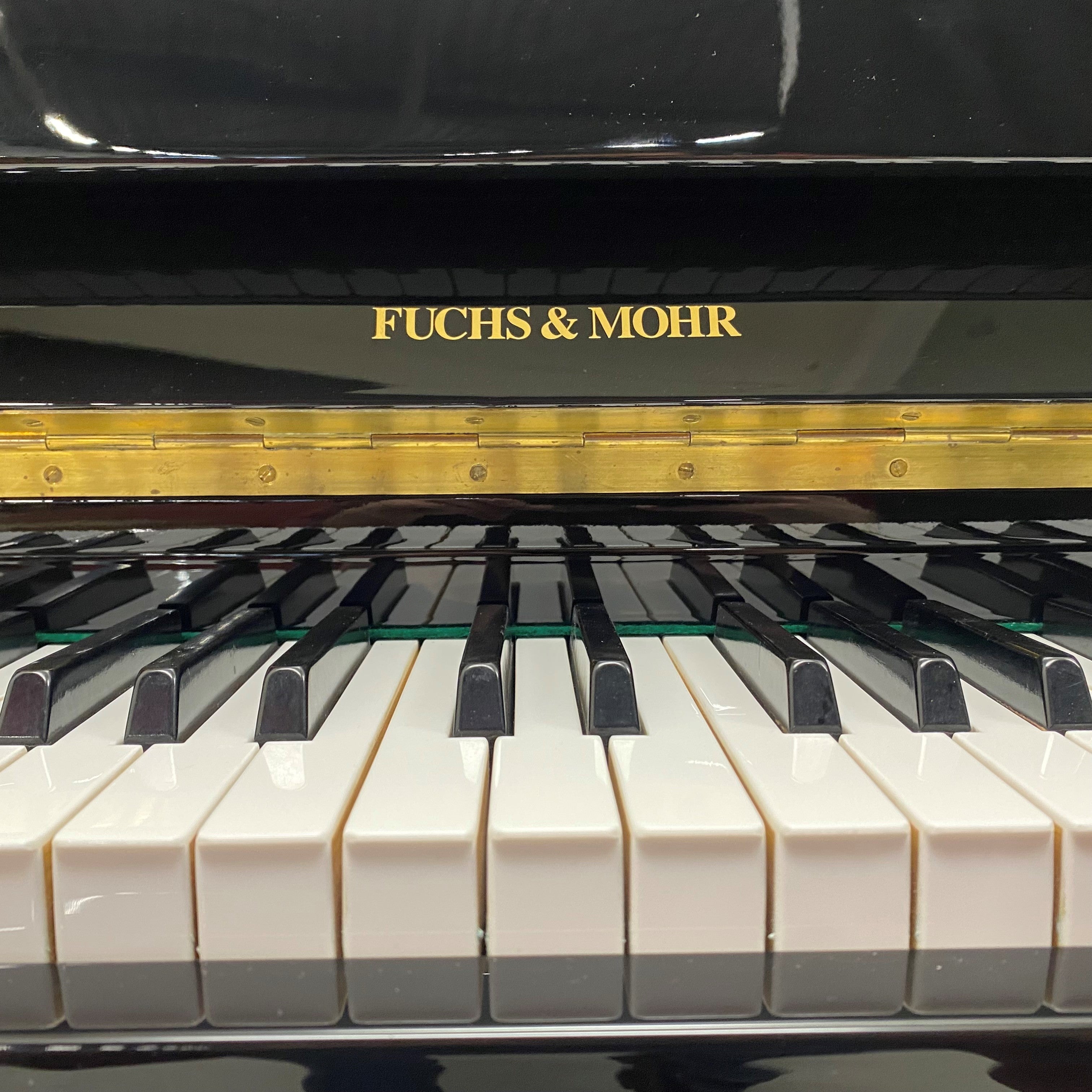 Fuchs & Möhr 114 Piano (1985)