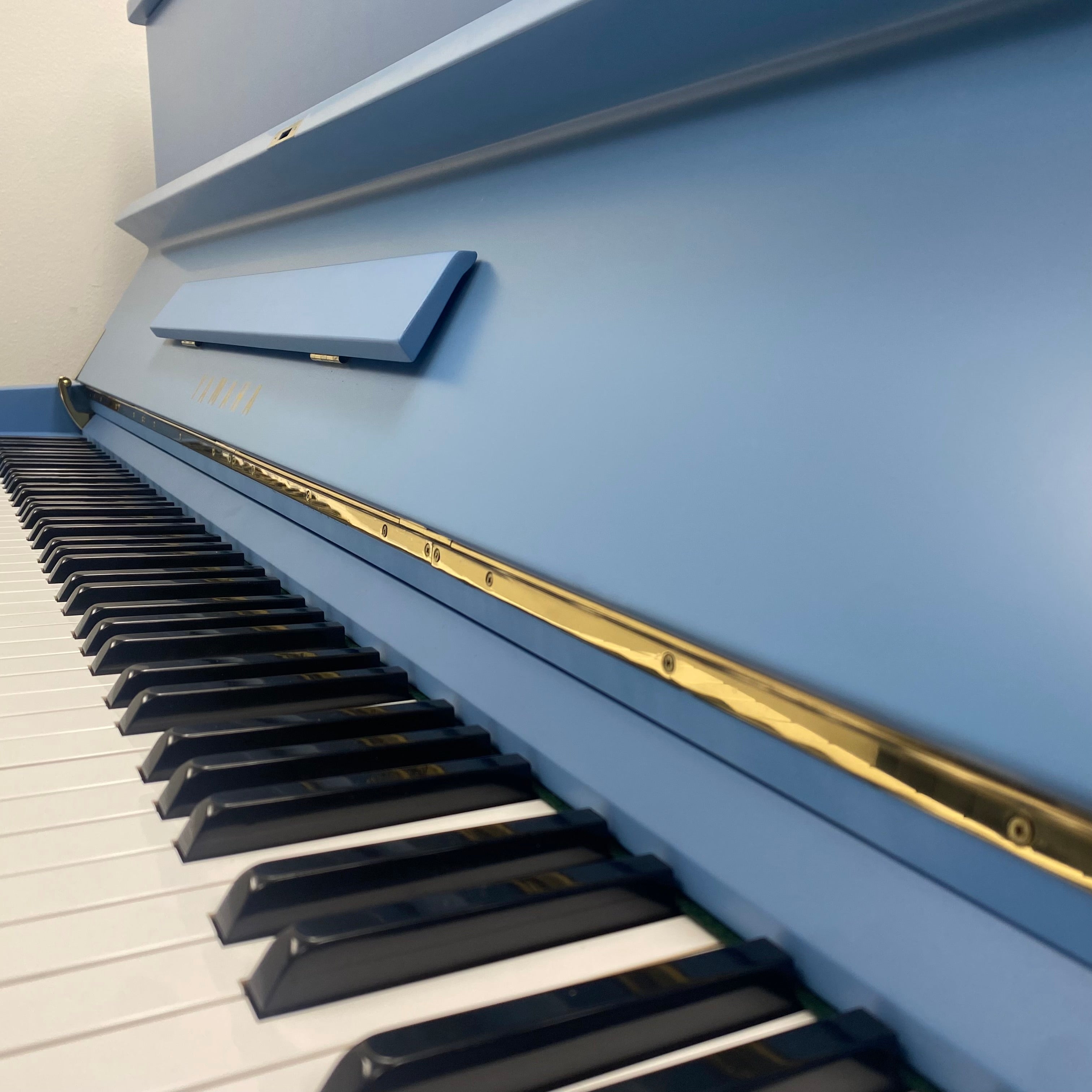 Yamaha U1D piano (1966)