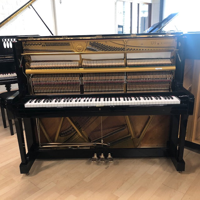 Yamaha U1H piano (1974)