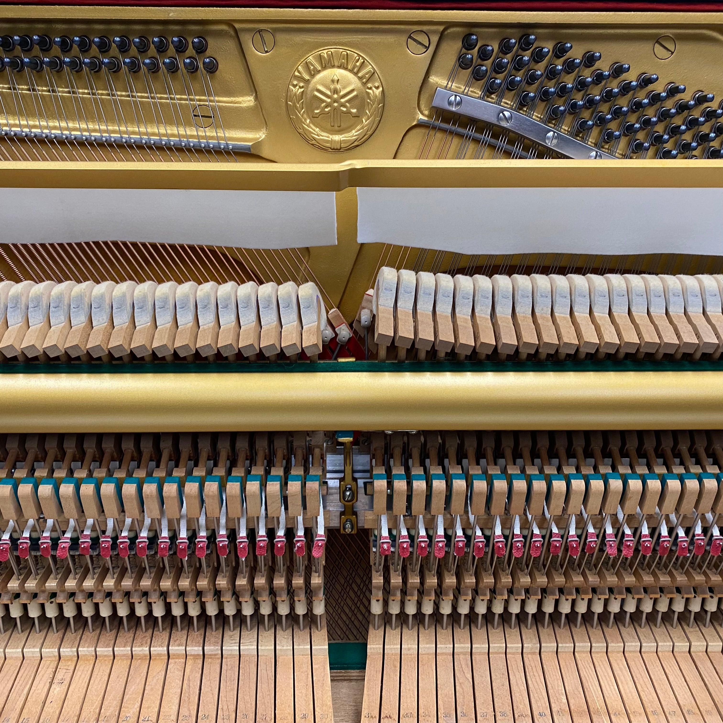 Yamaha U1M piano (1981)