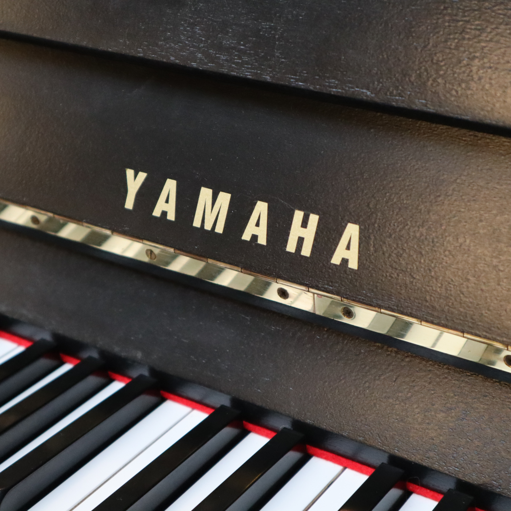 Yamaha M5J Piano
