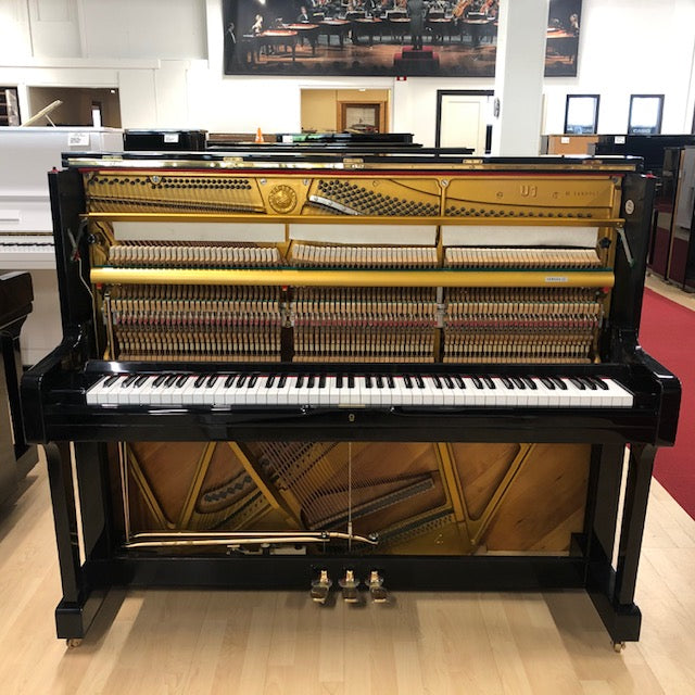 Yamaha U1H piano (1973)