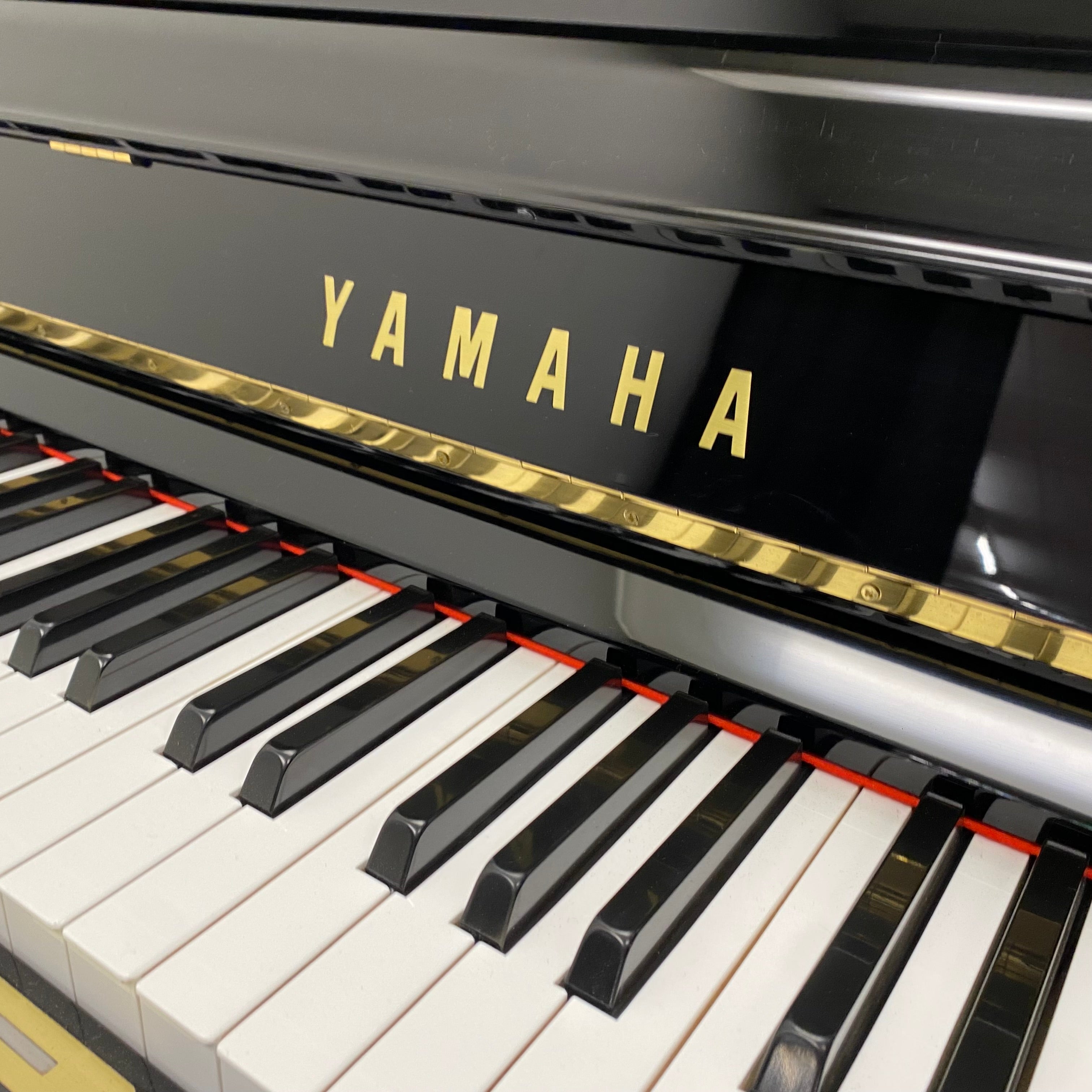 Yamaha U1A piano (1986)