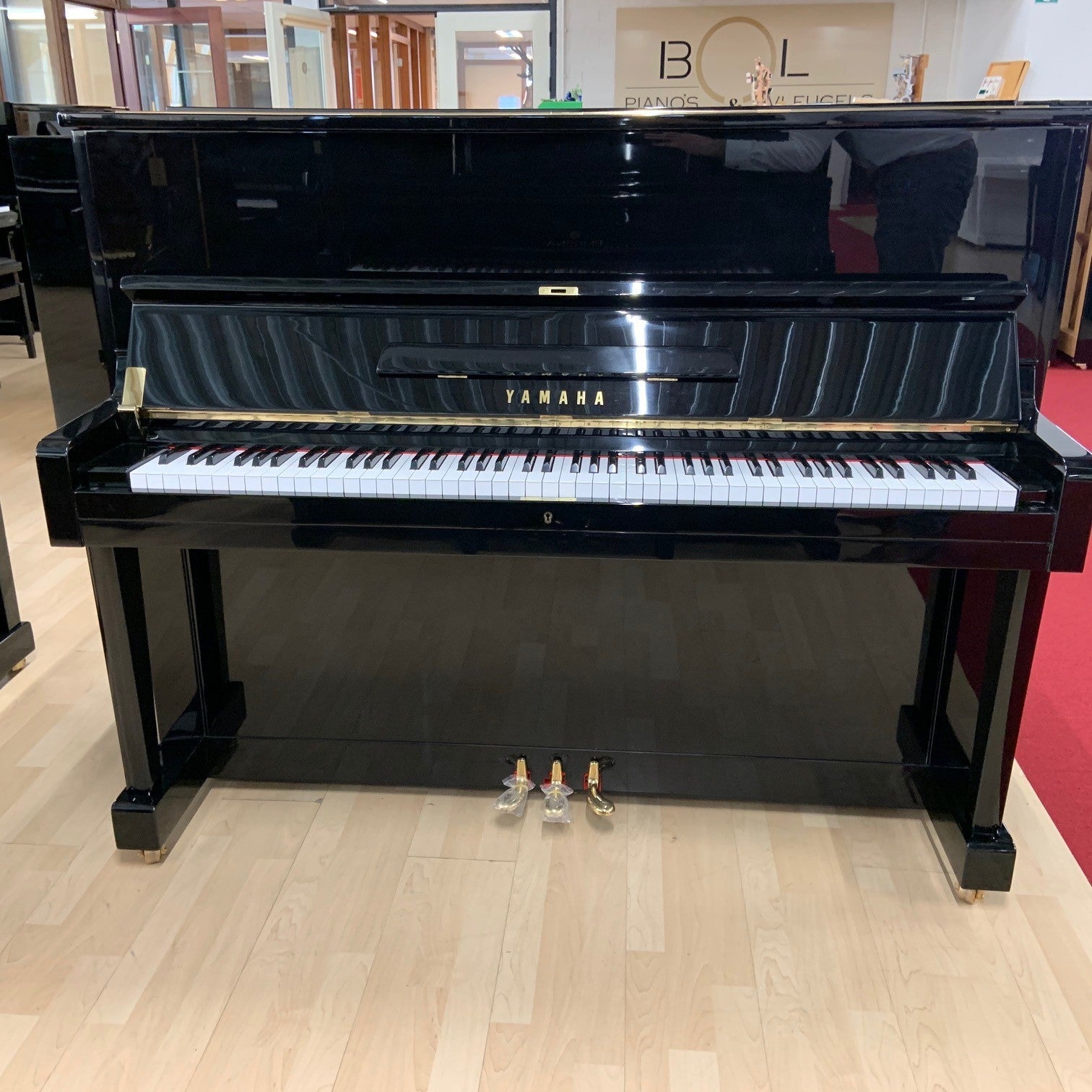 Yamaha U1D Piano