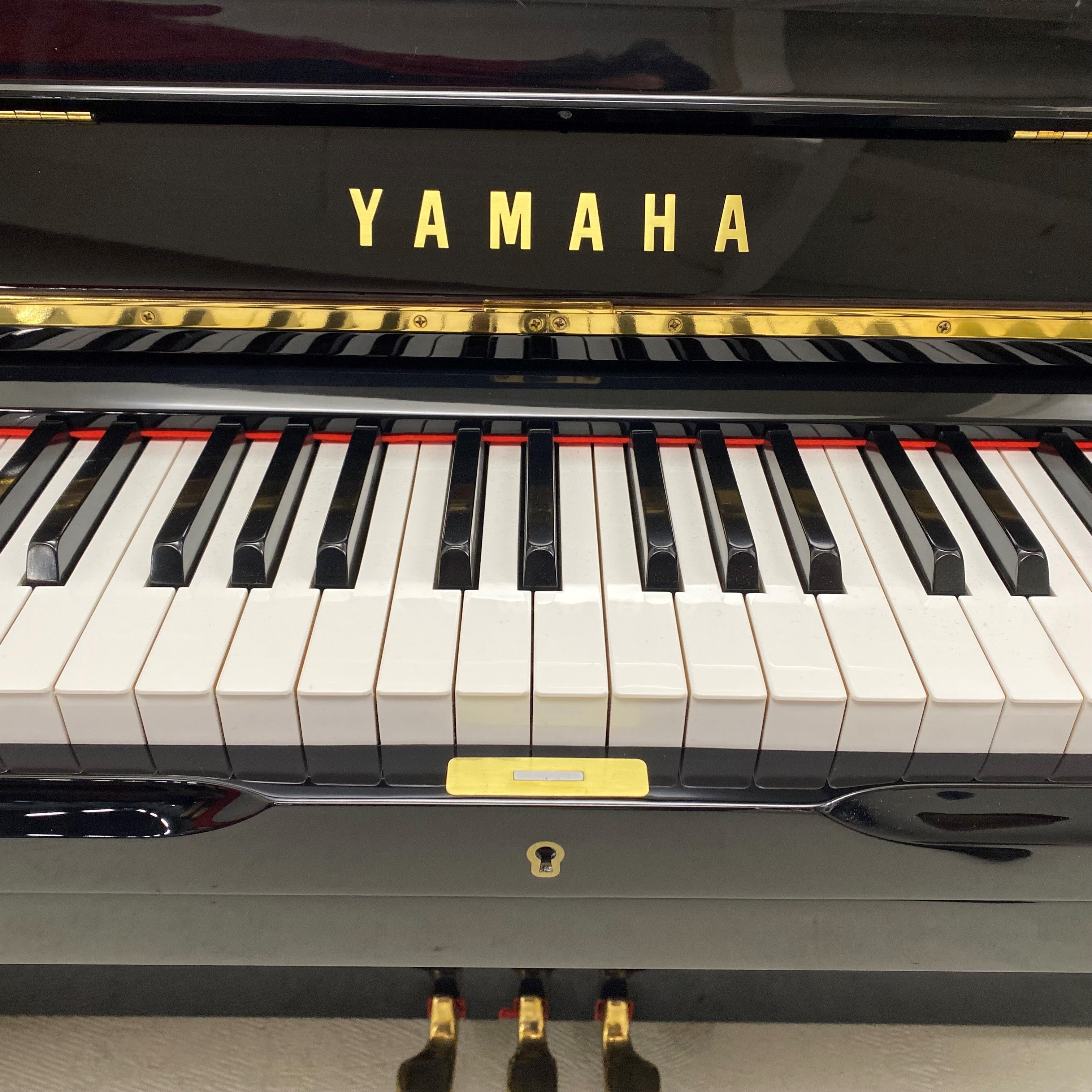 Yamaha U1H piano (1973)