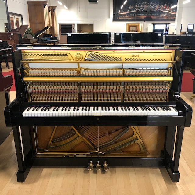 Yamaha U1H piano (1974)