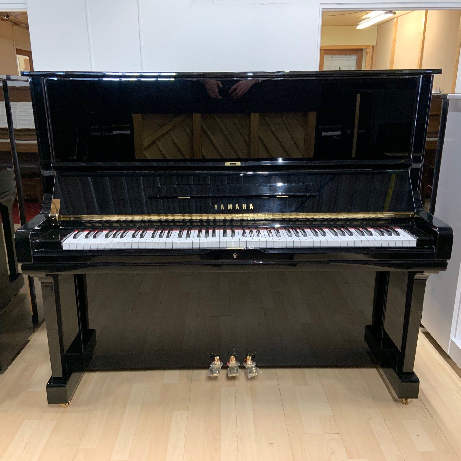 Yamaha U3H Piano