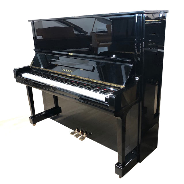 Yamaha U3H piano (1973)