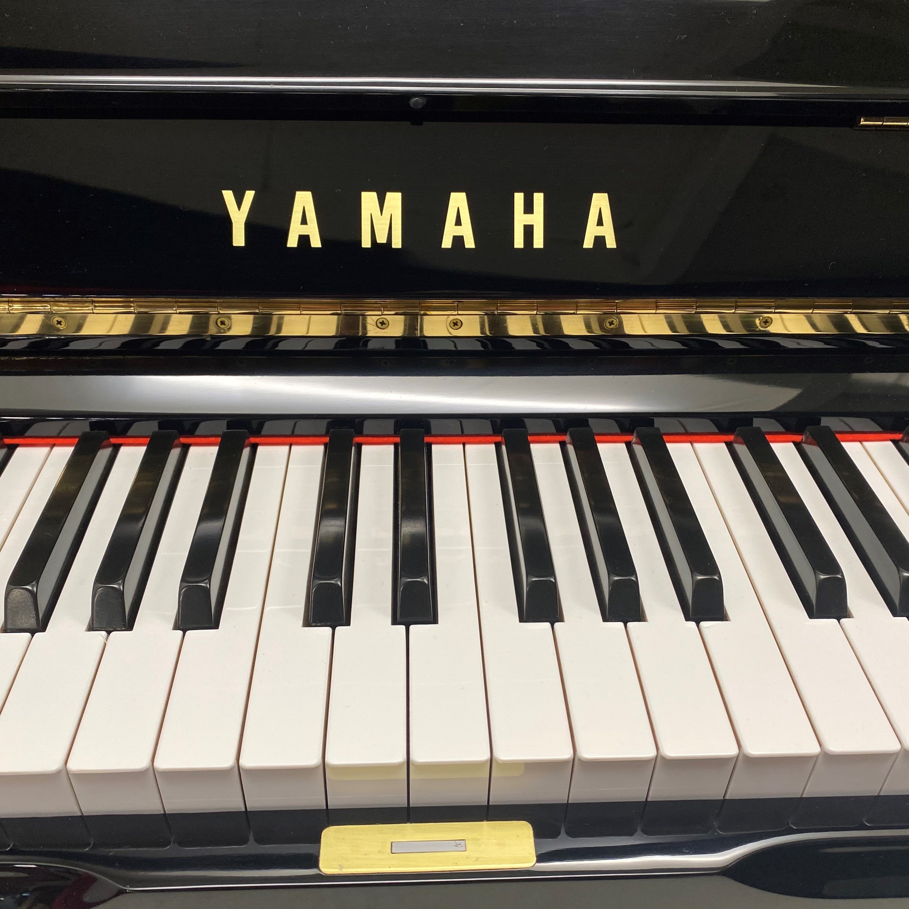 Yamaha U3H piano (1973)