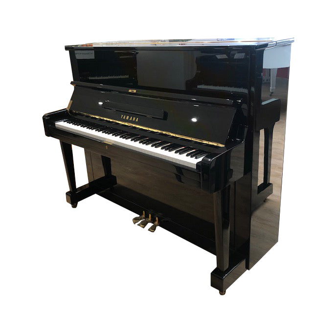 Yamaha U1D piano (1964)