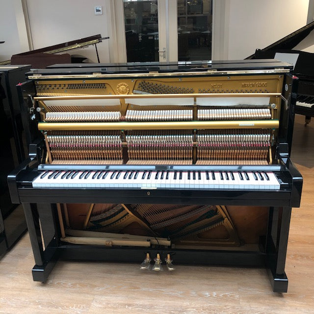 Yamaha U1D piano (1964)