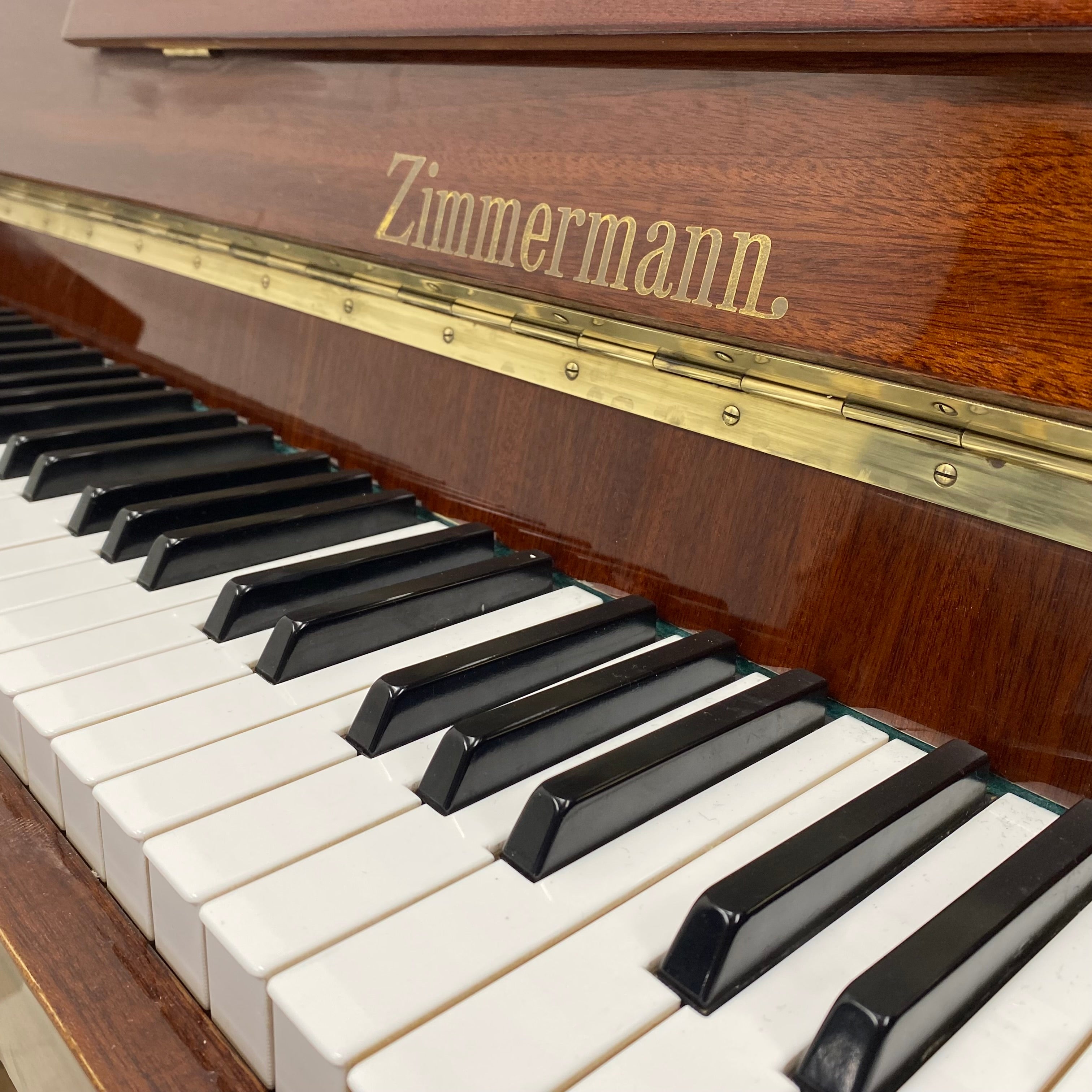 Zimmermann V-109 piano (1989)